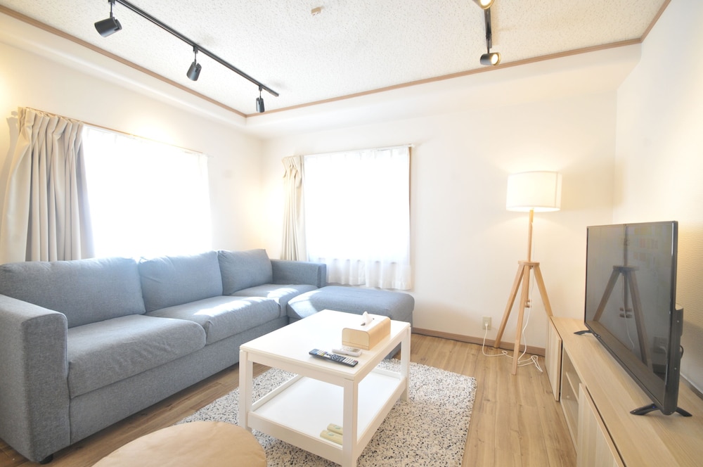 CONDOMINIUM HOUSE TEN-ROKU 大阪