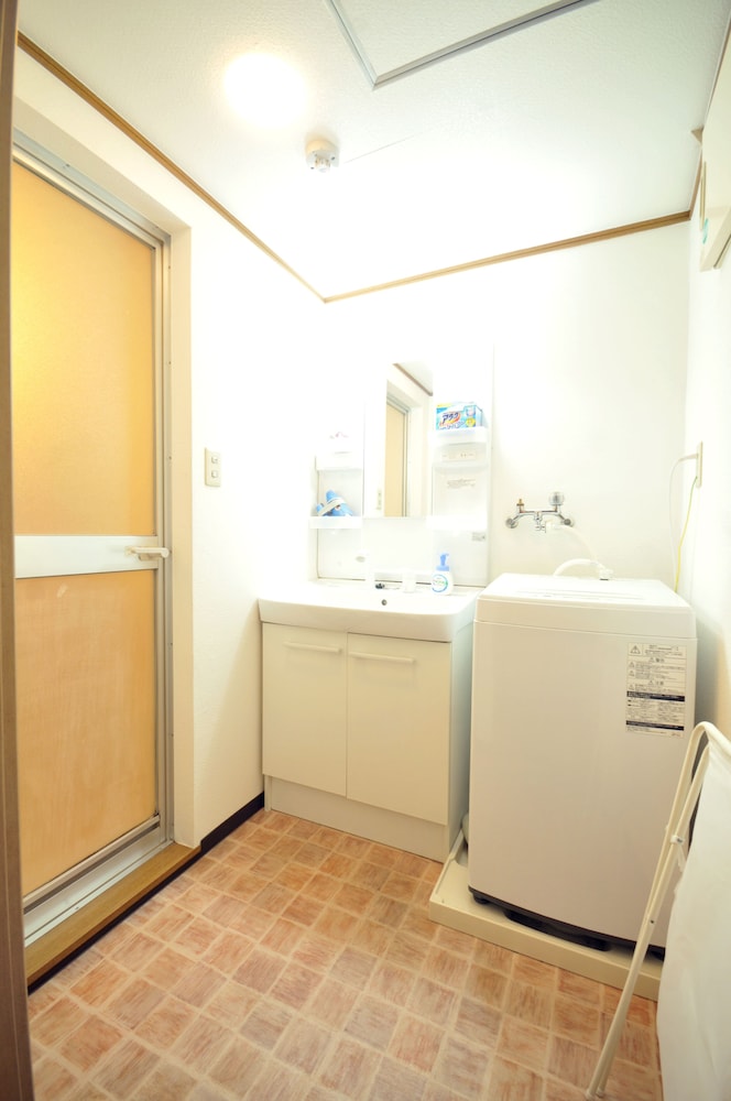 CONDOMINIUM HOUSE TEN-ROKU 大阪