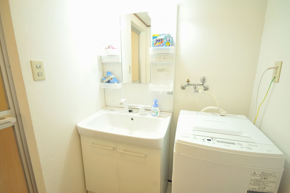 CONDOMINIUM HOUSE TEN-ROKU 大阪