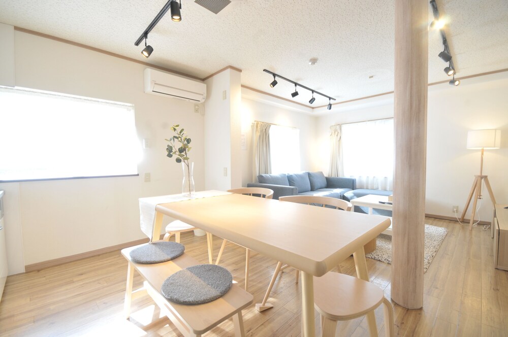 CONDOMINIUM HOUSE TEN-ROKU 大阪