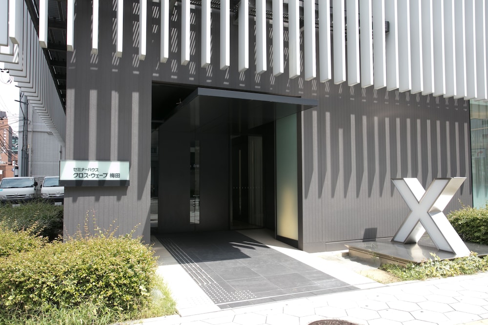 クロスウェーブ梅田 大阪
