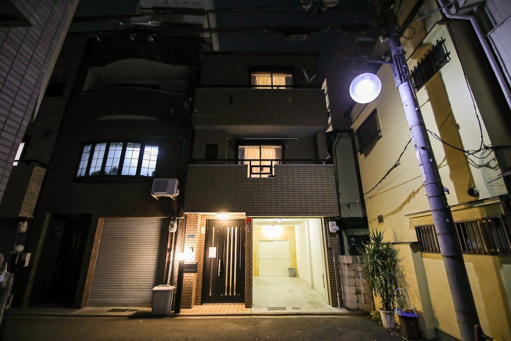 KUROMON HIBIKI 大阪