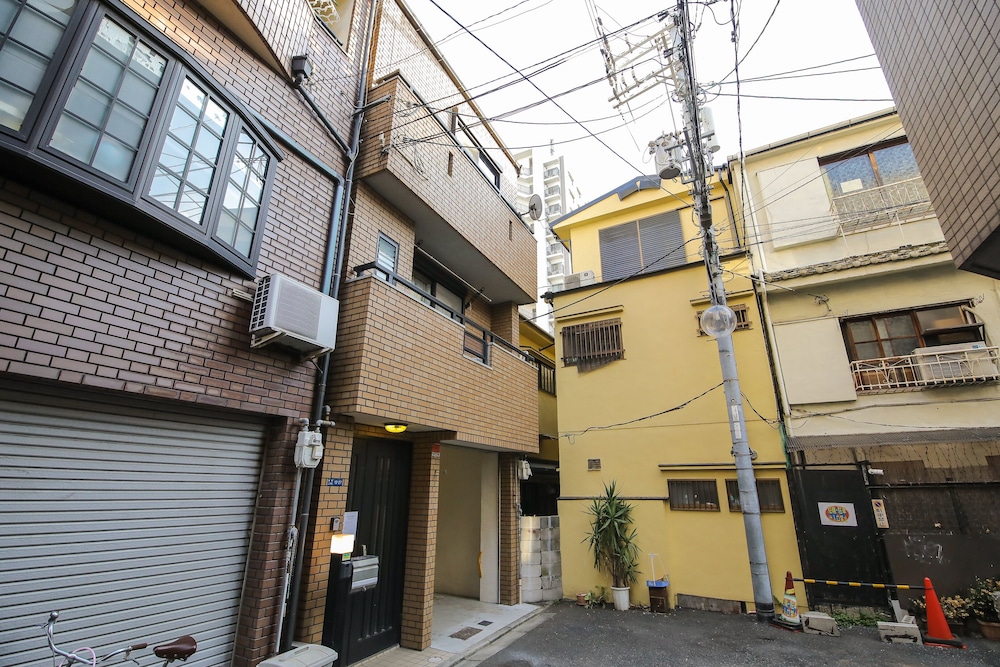 KUROMON HIBIKI 大阪