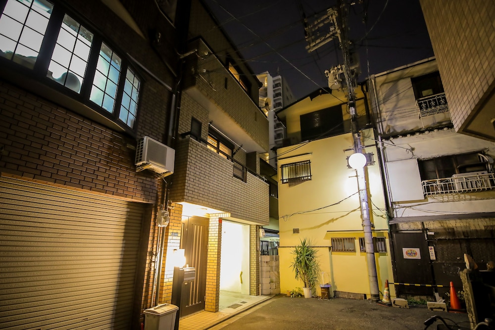 KUROMON HIBIKI 大阪