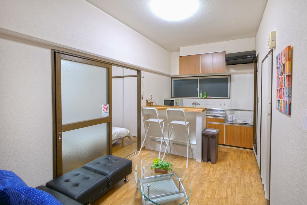 73BNB HOTEL APARTMENT EBISUCHO 大阪