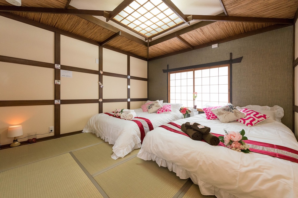 THE BAMBOO MOON PALACE SHIN-OSAKA 大阪