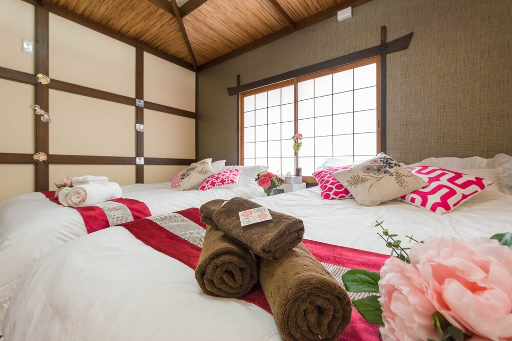 THE BAMBOO MOON PALACE SHIN-OSAKA 大阪