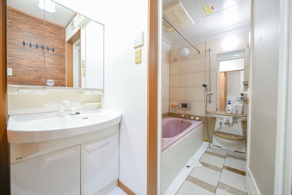 LUXURY HOUSE HONA -TENNOJI- 大阪