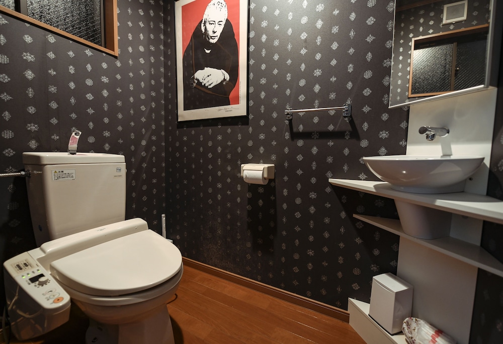 LUXURY HOUSE HONA -TENNOJI- 大阪