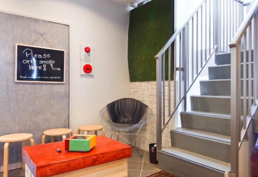 GALAXY APARTMENT 大阪