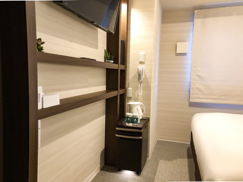 NAMBA MINAMI CRYSTAL HOTEL 大阪
