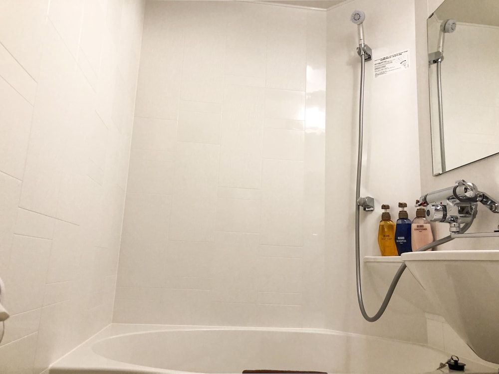 NAMBA MINAMI CRYSTAL HOTEL 大阪
