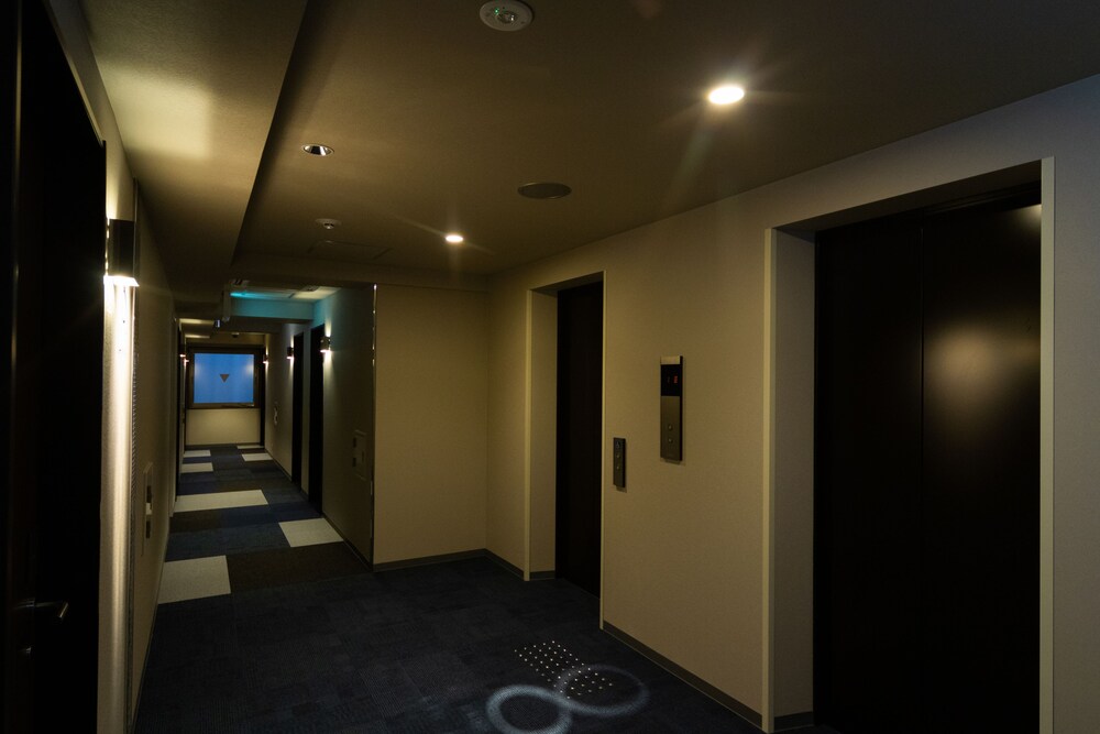 NAMBA MINAMI CRYSTAL HOTEL 大阪