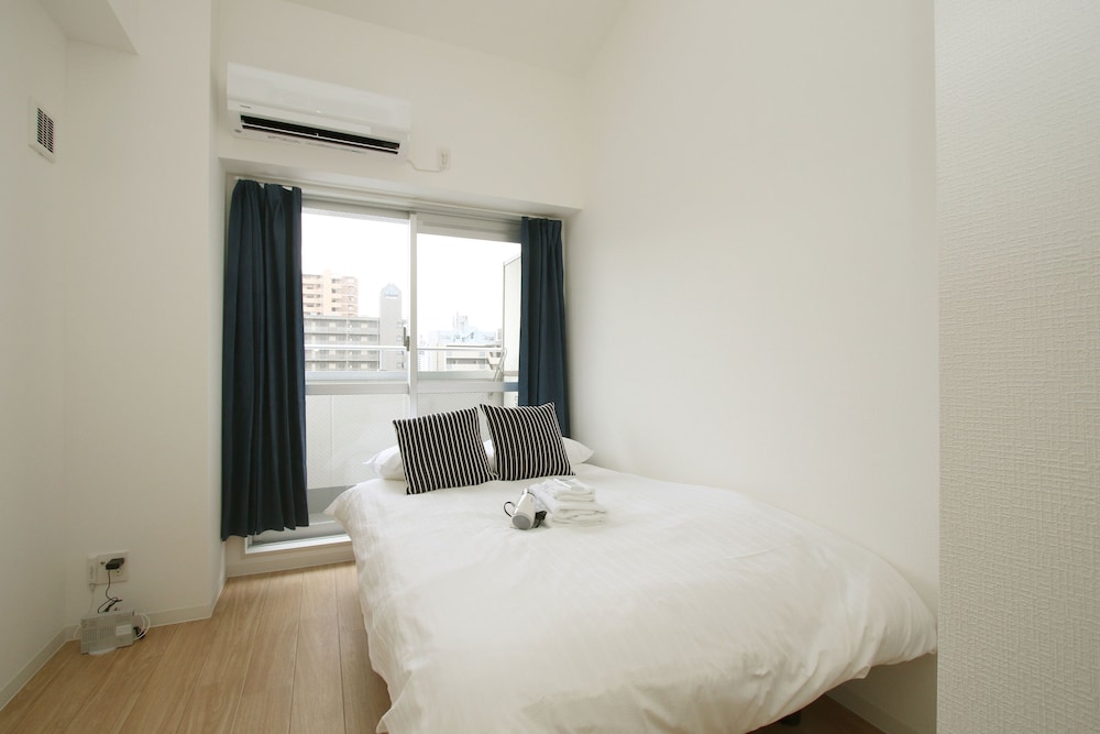 H2O STAY ARCASA KYOBASHI 大阪
