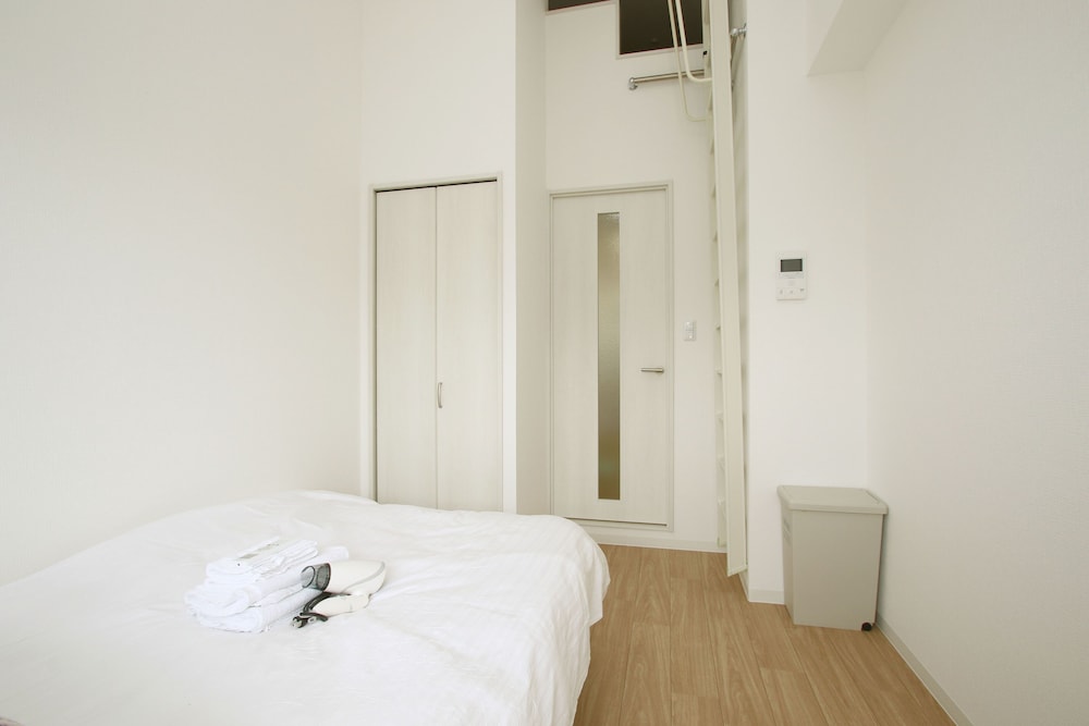H2O STAY ARCASA KYOBASHI 大阪
