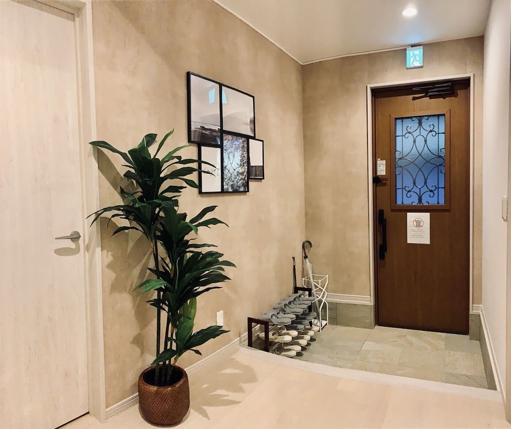 SHIOJI AOI VILLA 大阪