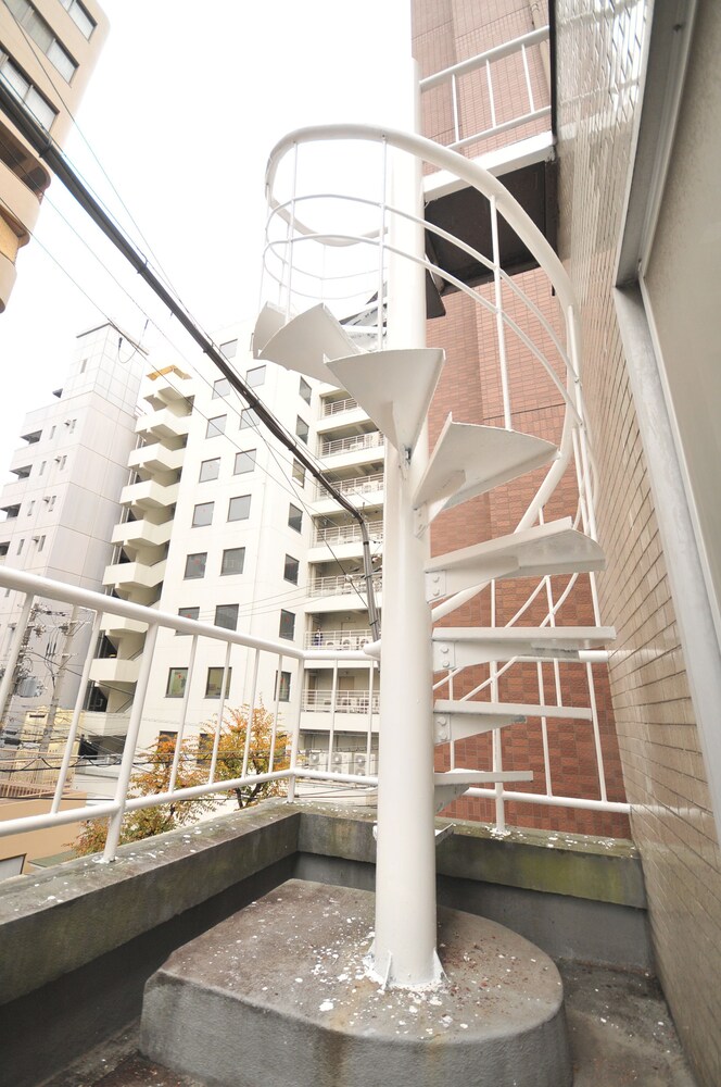 CONDOMINIUM HOUSE IN OSAKA NAKATSU 大阪
