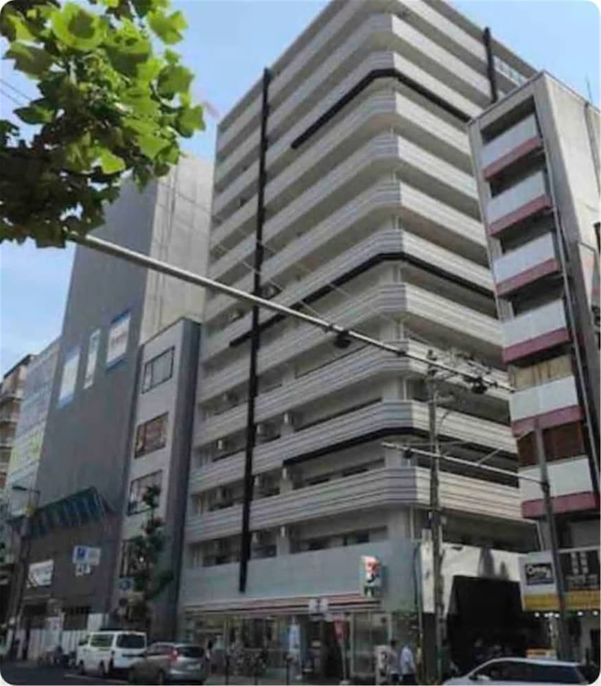 クリスタルエグゼ日本橋 大阪