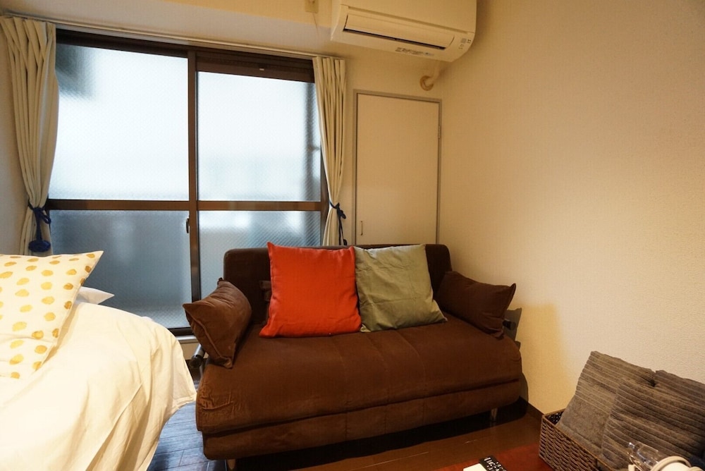 APARTMENT BS TRUSTY TENNOJI 大阪