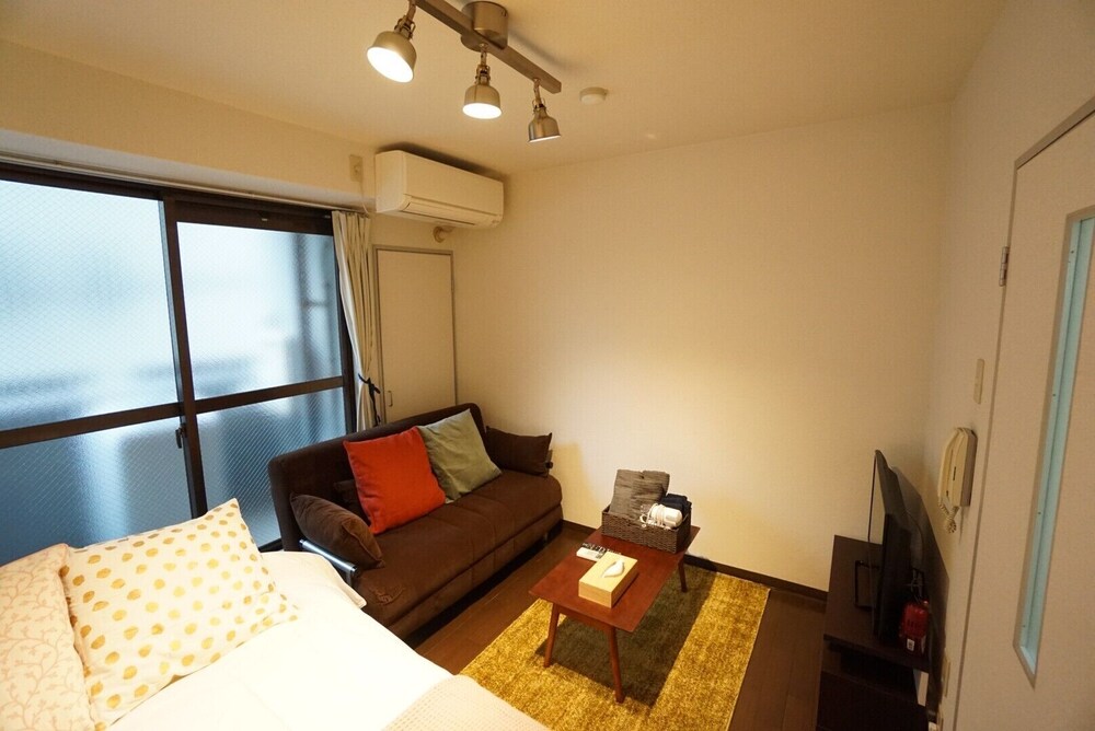 APARTMENT BS TRUSTY TENNOJI 大阪