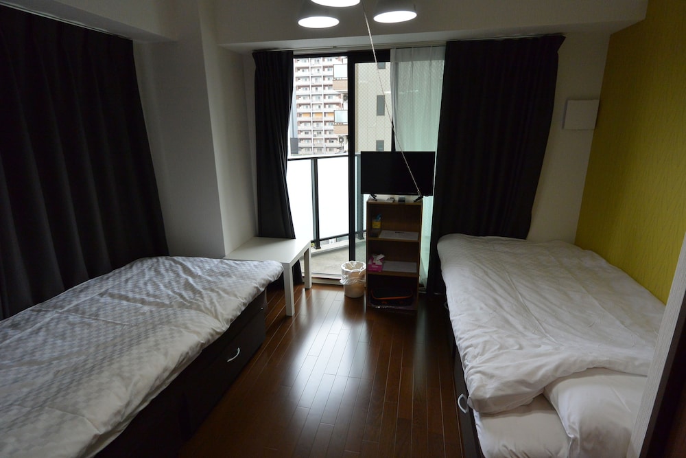 ROOM. イン堀江 大阪