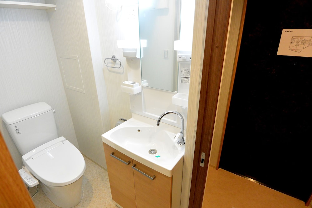 ROOM. イン堀江 大阪