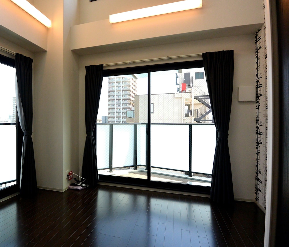 ROOM. イン堀江 大阪