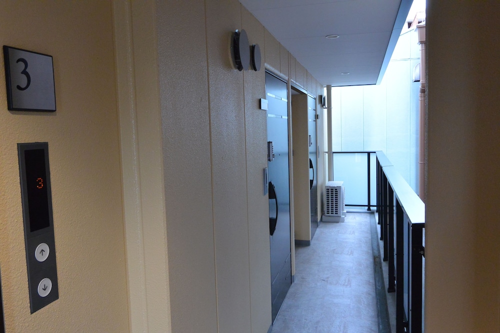ROOM. イン堀江 大阪