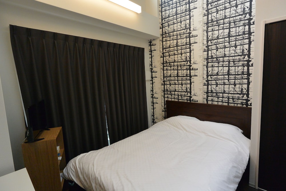 ROOM. イン堀江 大阪