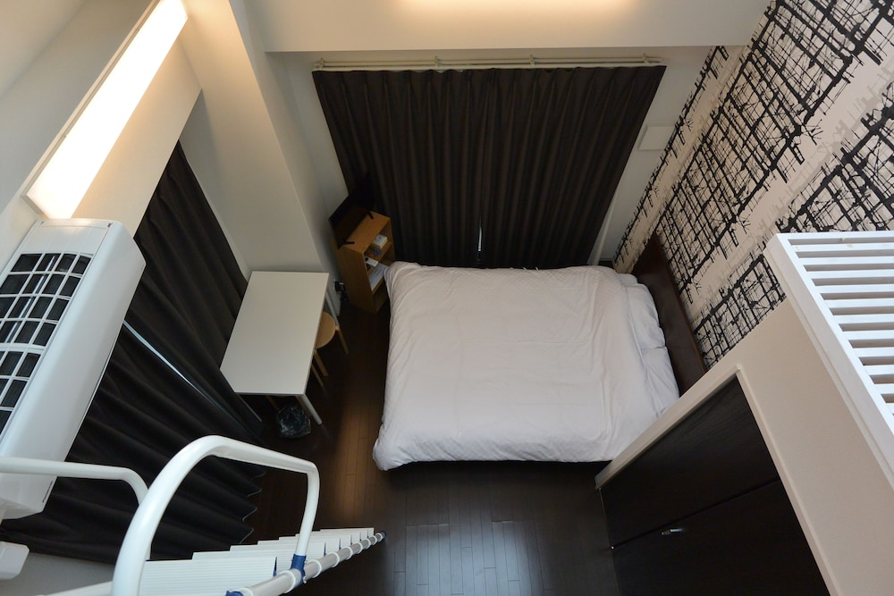 ROOM. イン堀江 大阪