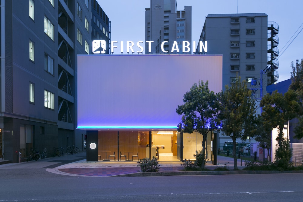 ファーストキャビン西梅田 大阪