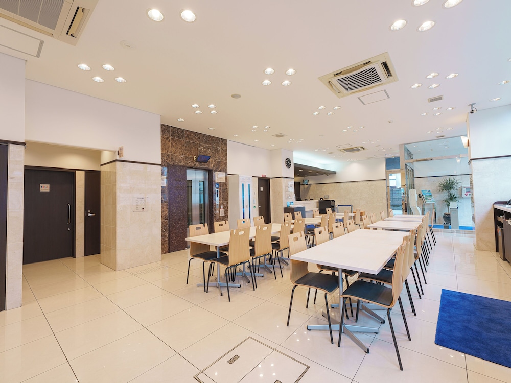 東横 INN 新大阪駅東口 大阪