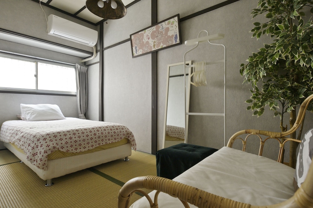 KONPEITO HOUSE 大阪