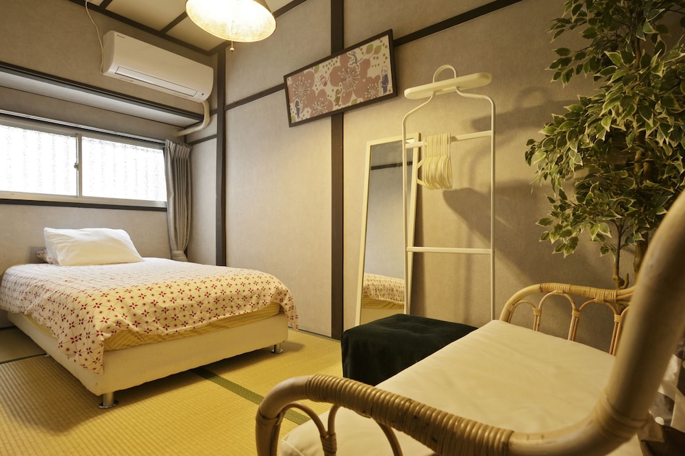 KONPEITO HOUSE 大阪