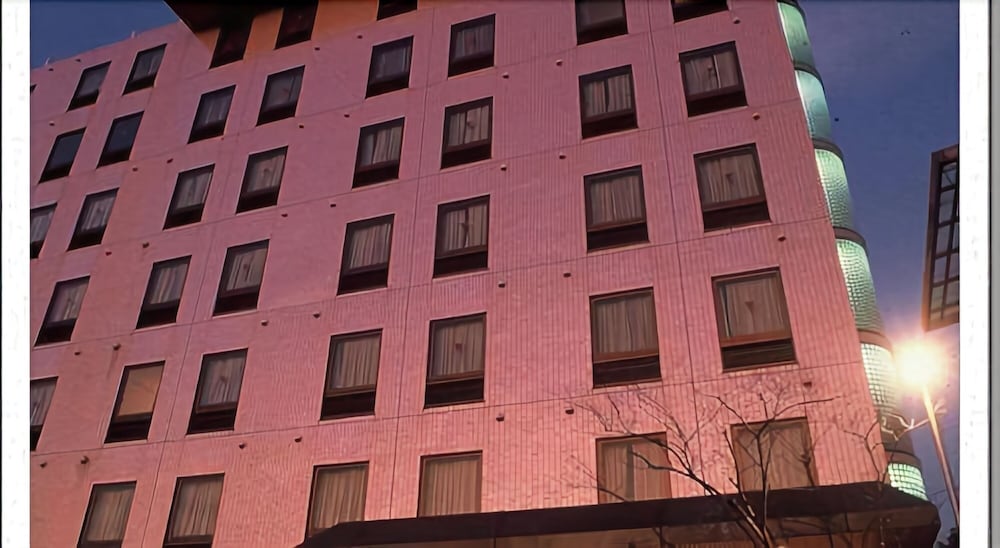 ホテルサンプラスユタカ 大阪