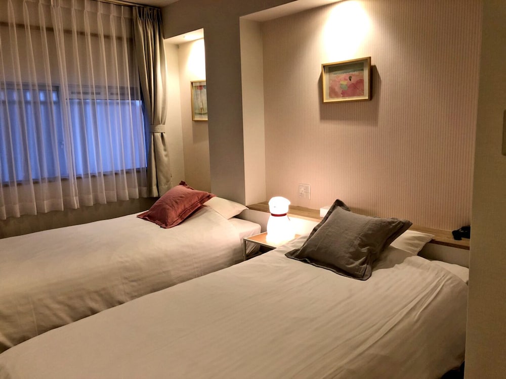 HOTEL 3O'CLOCK TENNOJI 大阪