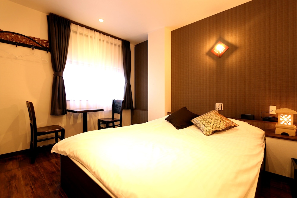 HOTEL 3O'CLOCK TENNOJI 大阪