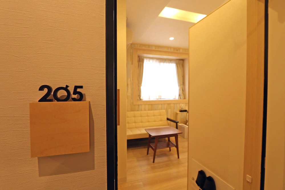 HOTEL 3O'CLOCK TENNOJI 大阪