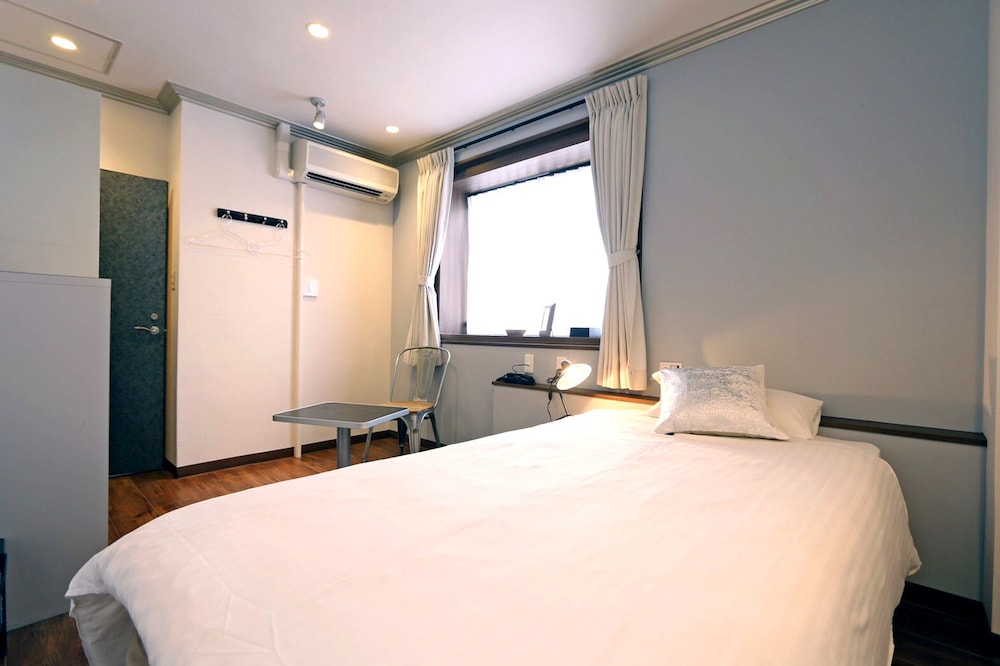 HOTEL 3O'CLOCK TENNOJI 大阪