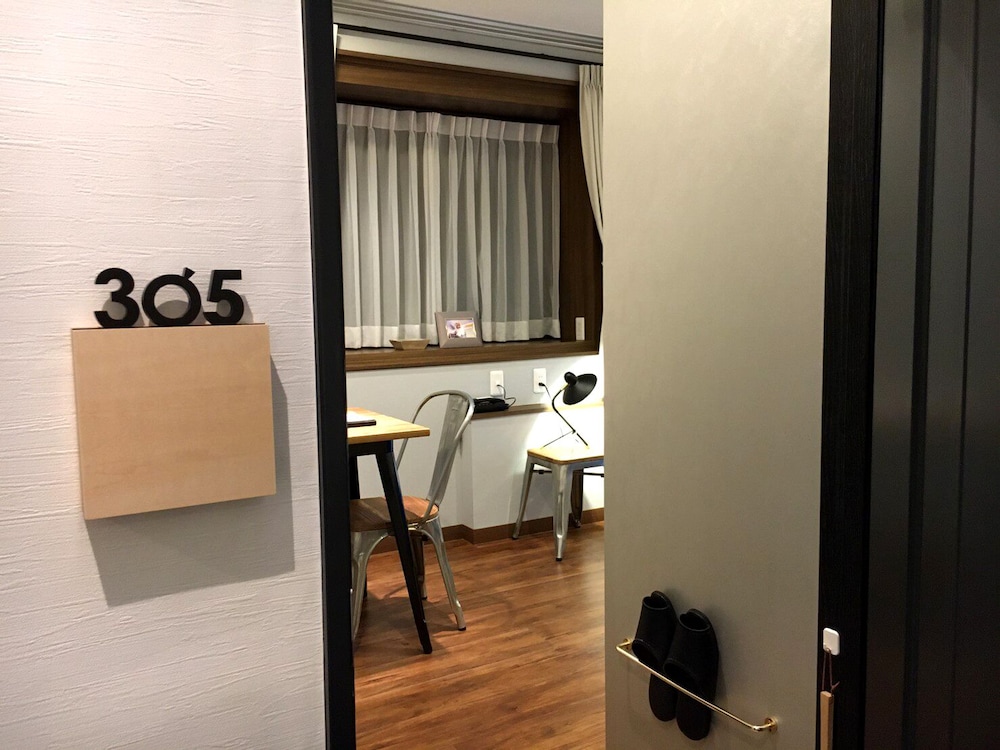 HOTEL 3O'CLOCK TENNOJI 大阪