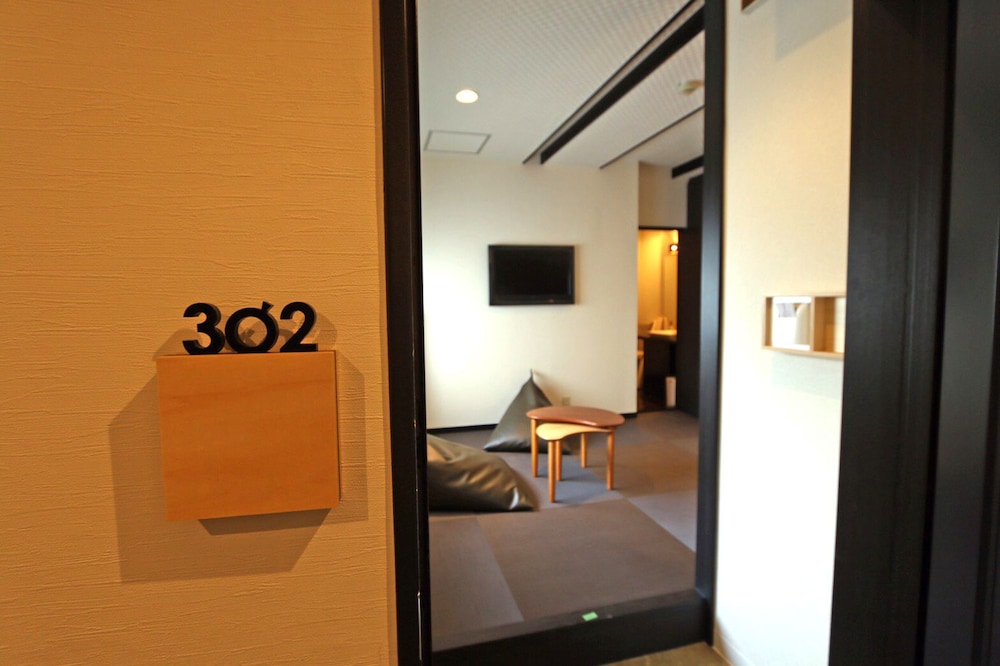 HOTEL 3O'CLOCK TENNOJI 大阪