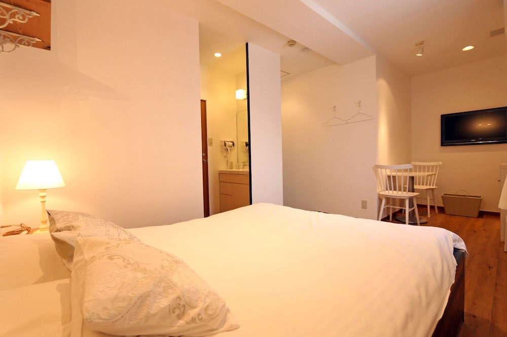HOTEL 3O'CLOCK TENNOJI 大阪