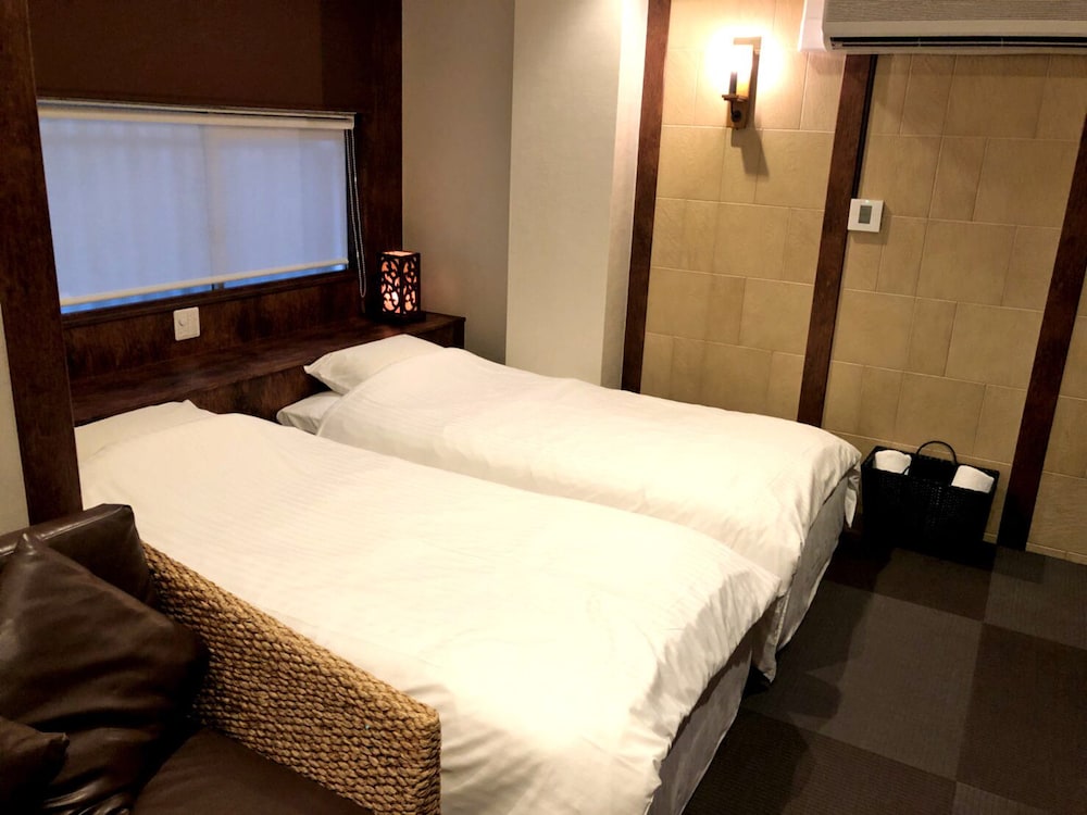 HOTEL 3O'CLOCK TENNOJI 大阪