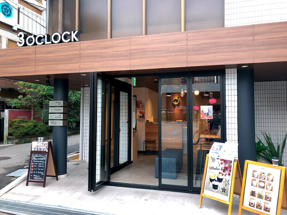HOTEL 3O'CLOCK TENNOJI 大阪