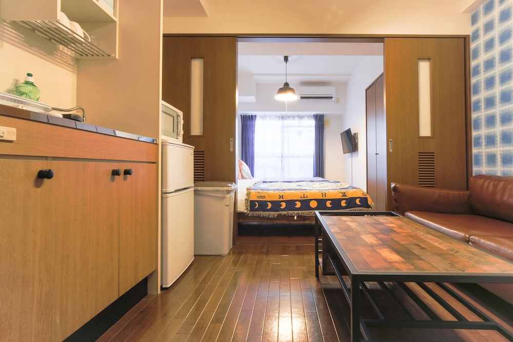 GRAND COURT NAMBA 402 大阪
