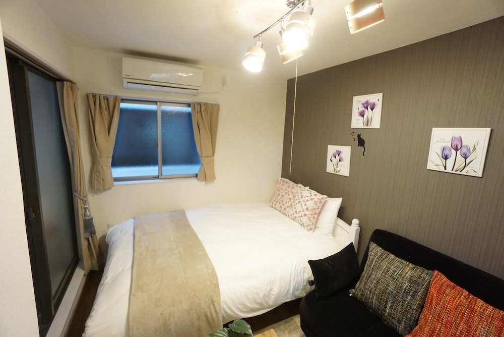 APARTMENT CAMON EBR0001E 大阪