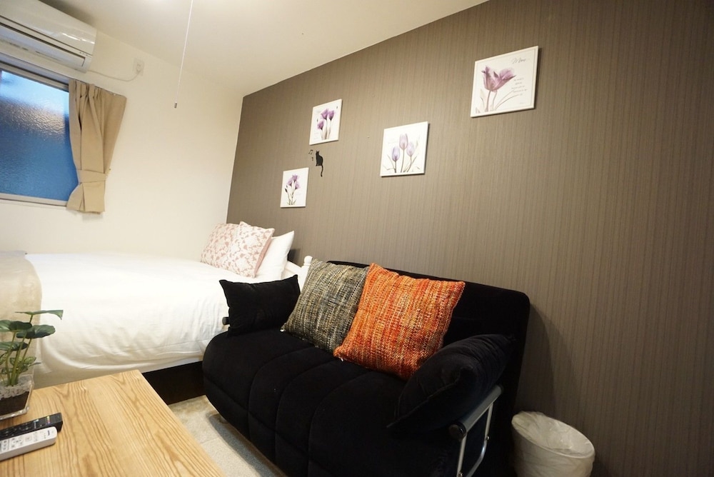 APARTMENT CAMON EBR0001E 大阪