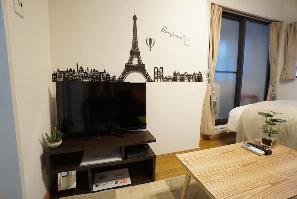 APARTMENT CAMON EBR0001E 大阪