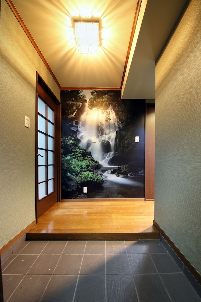 EXSAISON HOUSE MATSUYAMACHI 2F 大阪