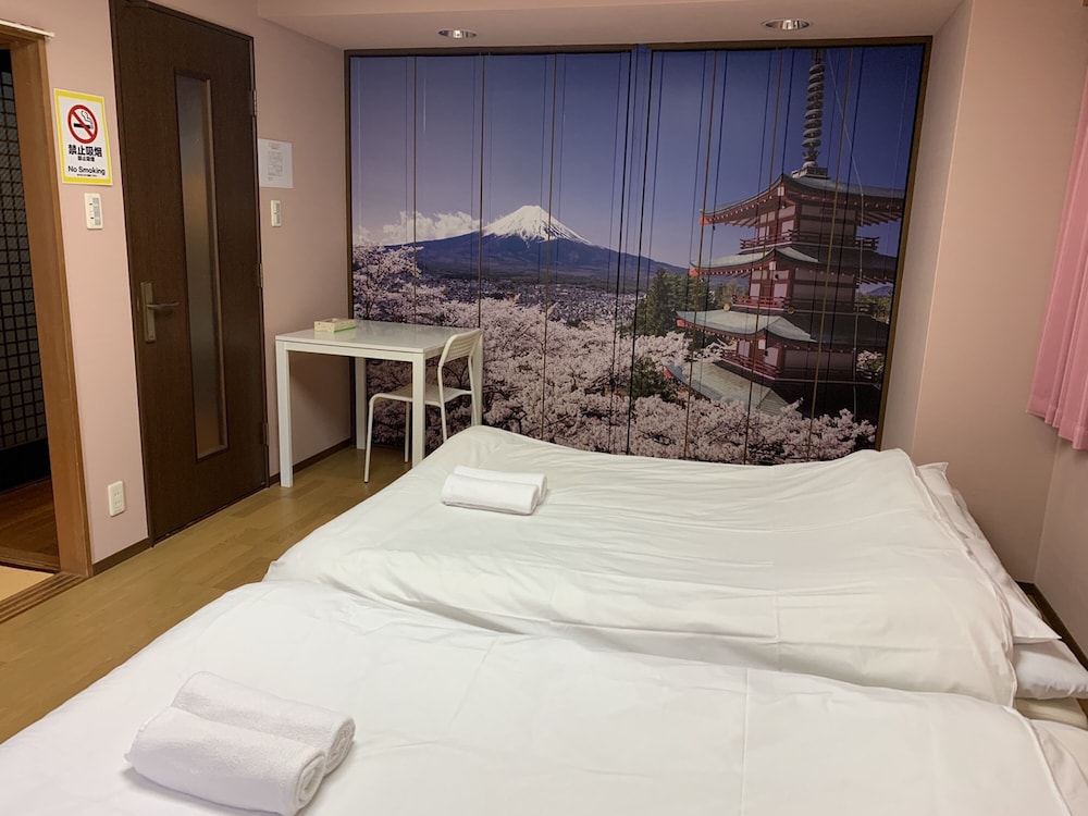 EXSAISON HOUSE MATSUYAMACHI 2F 大阪
